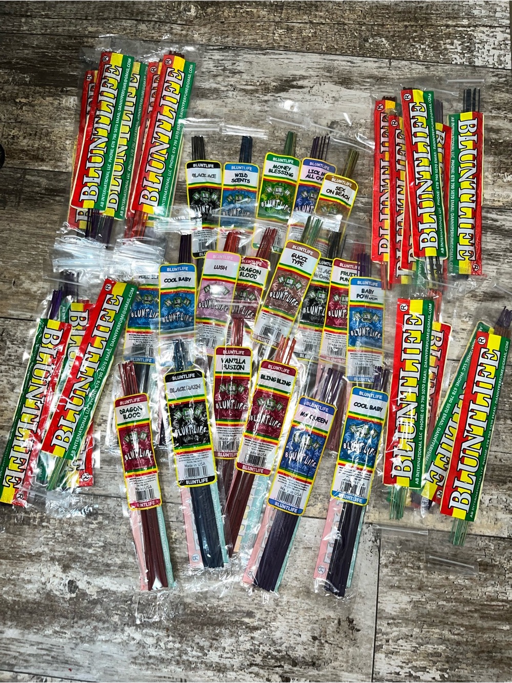 20 Packs Of BluntLife incense